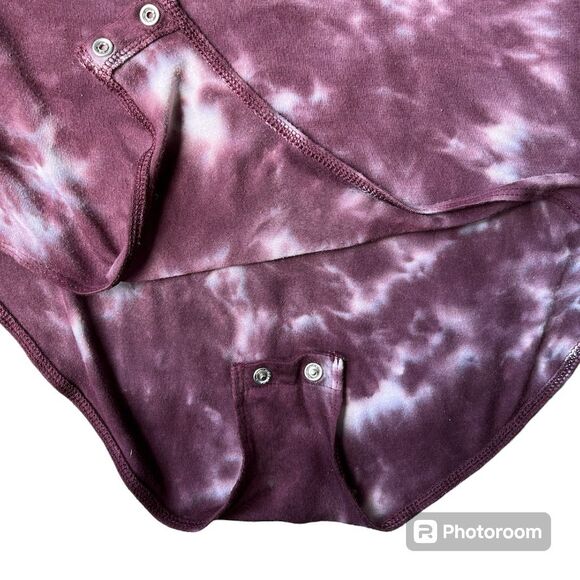 •American Eagle Tie-Dye Off-Shoulder Ruffle Bodysuit M Red Cropped Snap Closure - Picture 4 of 5